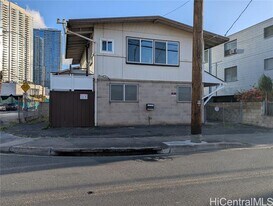 1267 Rycroft St in Honolulu, HI - Building Photo