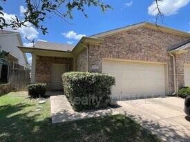 1237 Grand Central Pkwy in Fort Worth, TX - Building Photo