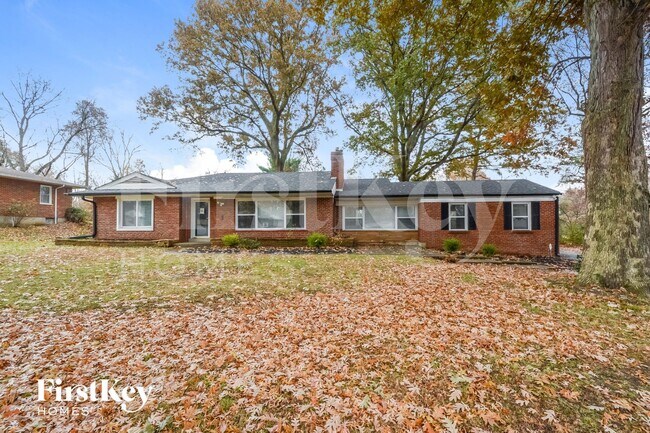 10220 Capitol Dr in St. Louis, MO - Foto de edificio - Building Photo