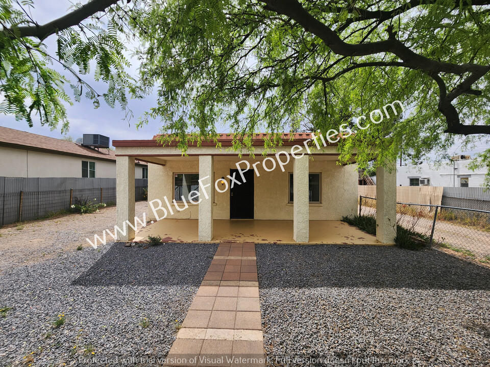 2925 N Estrella Ave in Tucson, AZ - Building Photo