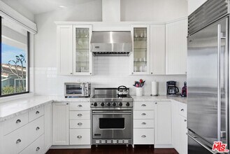 6787 Las Olas Way in Malibu, CA - Building Photo - Building Photo