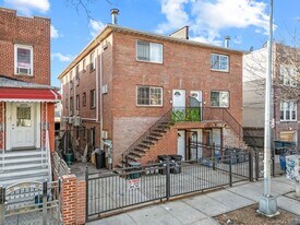 2220 Chatterton Ave in Bronx, NY - Building Photo