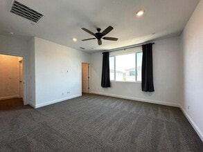 2458 Fidalgo Way in Merced, CA - Building Photo - Building Photo