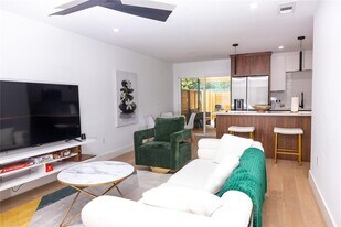 1402 Braes Ridge Dr in Austin, TX - Building Photo