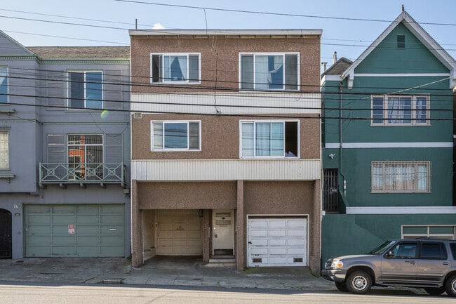 185 Sickles Ave, Unit #2