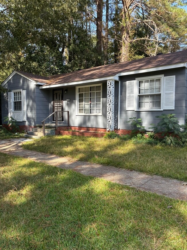 property at 124 S Sunset Terrace