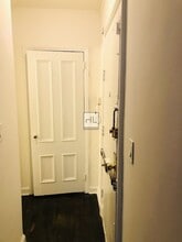 NO FEE Studio on Upper East Side! Won't St in New York, NY - Foto de edificio - Building Photo