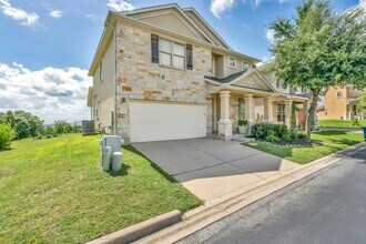 7433 Sunset Heights Cir in Austin, TX - Building Photo - Building Photo