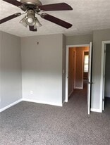 1751 Carrington Dr in Griffin, GA - Building Photo