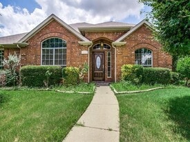 6501 Winston Dr in Frisco, TX - Building Photo