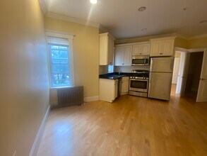 156 Magazine St, Unit 23 in Cambridge, MA - Building Photo - Building Photo