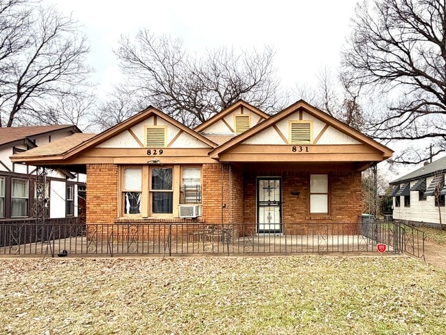 property at 831 Maury St