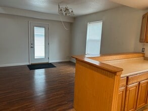 212 Carnahan Ave in Findlay, OH - Building Photo - Building Photo