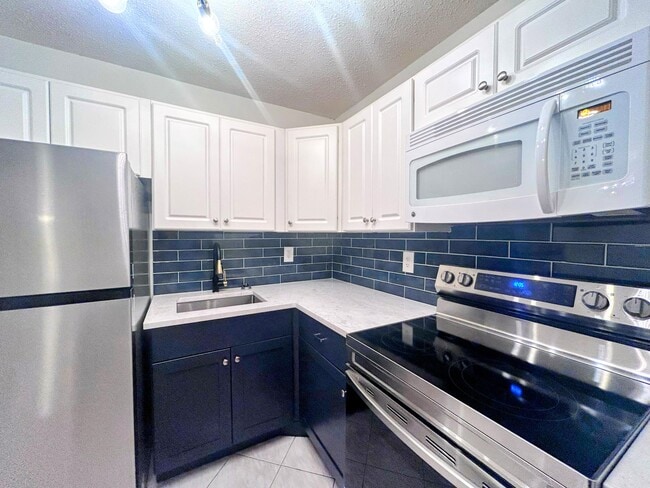 property at 200 Horizon W