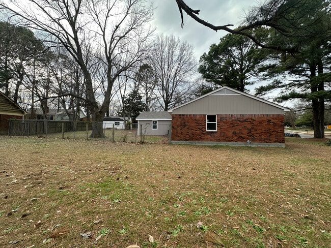 1153 Claiborne Dr in Southaven, MS - Building Photo - Building Photo