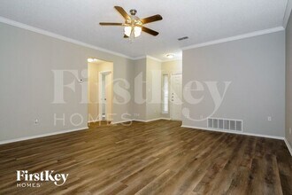 924 NW Summercrest Blvd in Burleson, TX - Building Photo - Building Photo