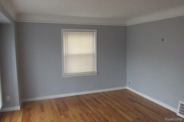 1551 McLain Ave in Lincoln Park, MI - Building Photo - Building Photo