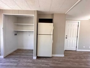 3201 Stephen F Austin Dr in Brownwood, TX - Building Photo - Building Photo