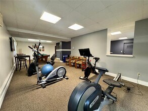 3150 Excelsior Blvd in Minneapolis, MN - Building Photo - Building Photo