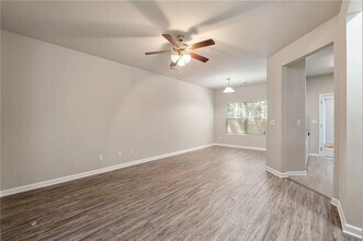 4077 Sonoma Wood Trail in Decatur, GA - Building Photo - Building Photo