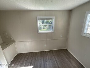 141 Denise Dr in Jacksonville, NC - Building Photo - Building Photo