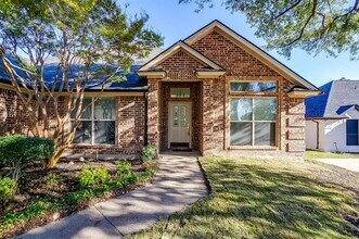 8612 Woodslane Dr in Fort Worth, TX - Building Photo - Building Photo
