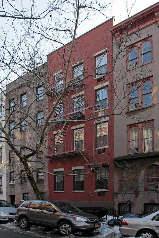 250 W 21st St in New York, NY - Foto de edificio - Building Photo