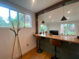 683 28th St, Unit A in Oakland, CA - Building Photo