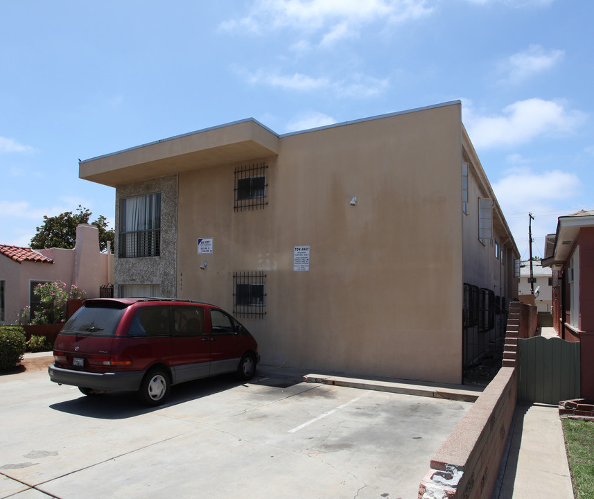 4660 Oregon St in San Diego, CA - Building Photo