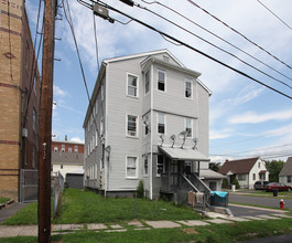 5 Lyman St in New Britain, CT - Building Photo - Building Photo