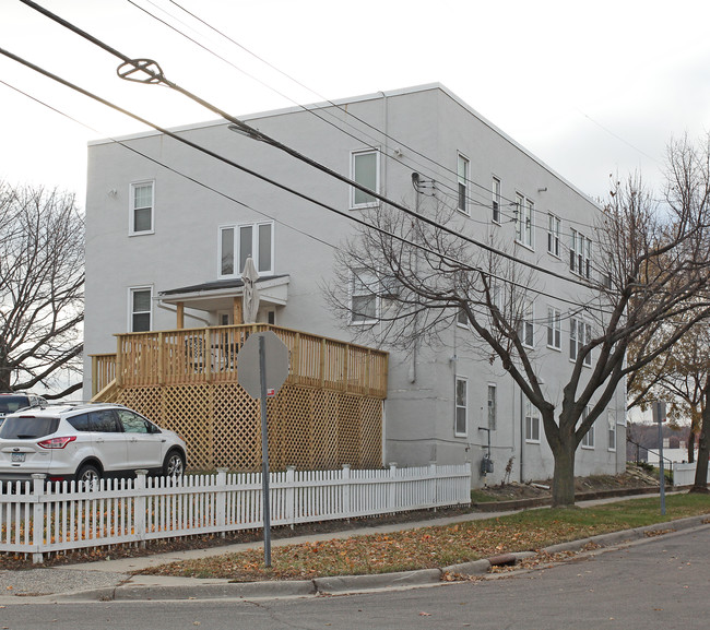 285 Cliff St in St. Paul, MN - Foto de edificio - Building Photo