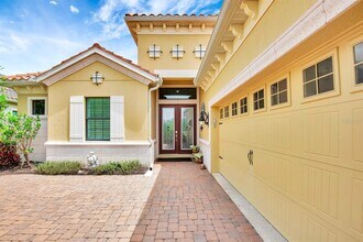 14721 Castle Park Terrace in Lakewood Ranch, FL - Building Photo - Building Photo