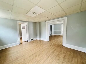 2114 S 11th St in Milwaukee, WI - Building Photo - Building Photo