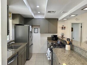 77229 Olympic Way in Palm Desert, CA - Building Photo - Building Photo