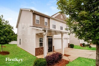 9109 Marion Oaks Dr in Charlotte, NC - Foto de edificio - Building Photo