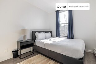 Room in Shared 4 bed/2 bath home in New York, NY - Building Photo