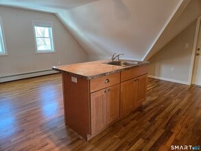 674 Main St in Branford, CT - Building Photo - Building Photo