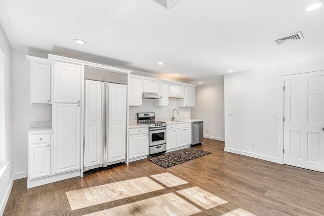 0 Strawberry Hill Rd in Concord, MA - Building Photo - Building Photo