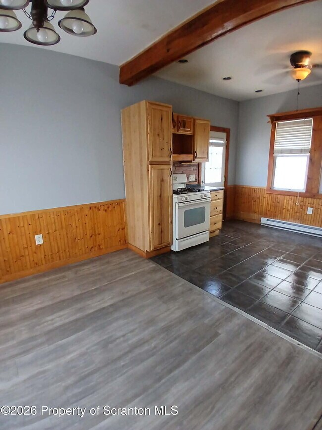 47 E Parker St in Scranton, PA - Building Photo - Building Photo