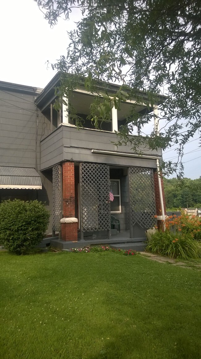 1501 Ave Rentals in Fairmont, WV