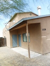 1328 E Lee St, Unit 1328 Lee St #2 in Tucson, AZ - Building Photo - Building Photo