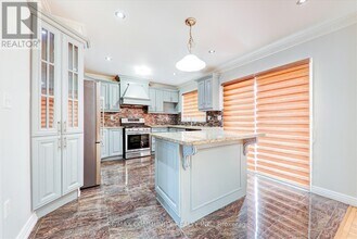 101 Meandering Trail in Toronto, ON - Building Photo - Building Photo