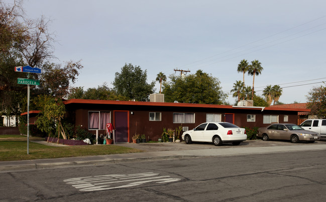 580 S El Cielo Rd in Palm Springs, CA - Building Photo - Building Photo