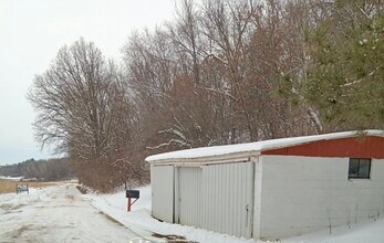 14242 Hein Ln in Ettrick, WI - Building Photo - Building Photo