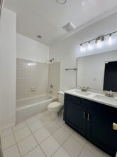 2456 E 74th Pl in Chicago, IL - Building Photo - Building Photo