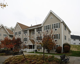 Residences at Tarryhill in White Plains, NY - Building Photo - Building Photo