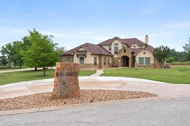 property at 1907 Rio Seco