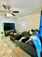 3470 Spring Tide Terrace-Unit -1 in San Diego, CA - Building Photo - Building Photo