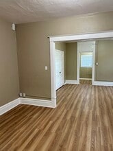 251 E Broadway in Salt Lake City, UT - Foto de edificio - Building Photo