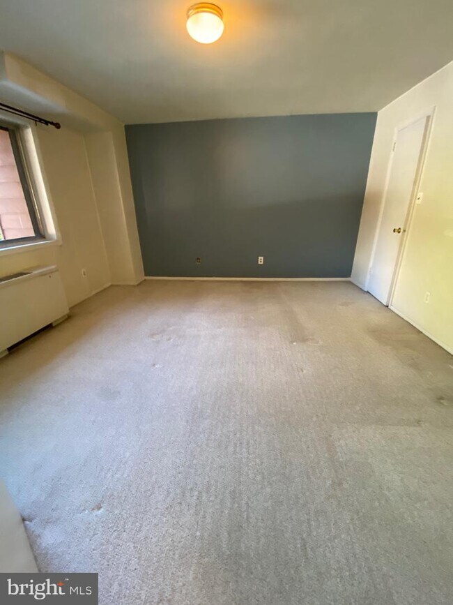 1502 S George Mason Dr-Unit -10 in Arlington, VA - Building Photo - Building Photo